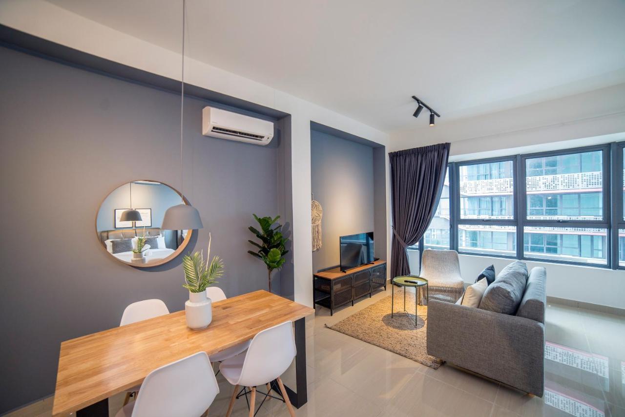Arte Plus Klcc Designer Suites By Cobnb 쿠알라룸푸르 외부 사진