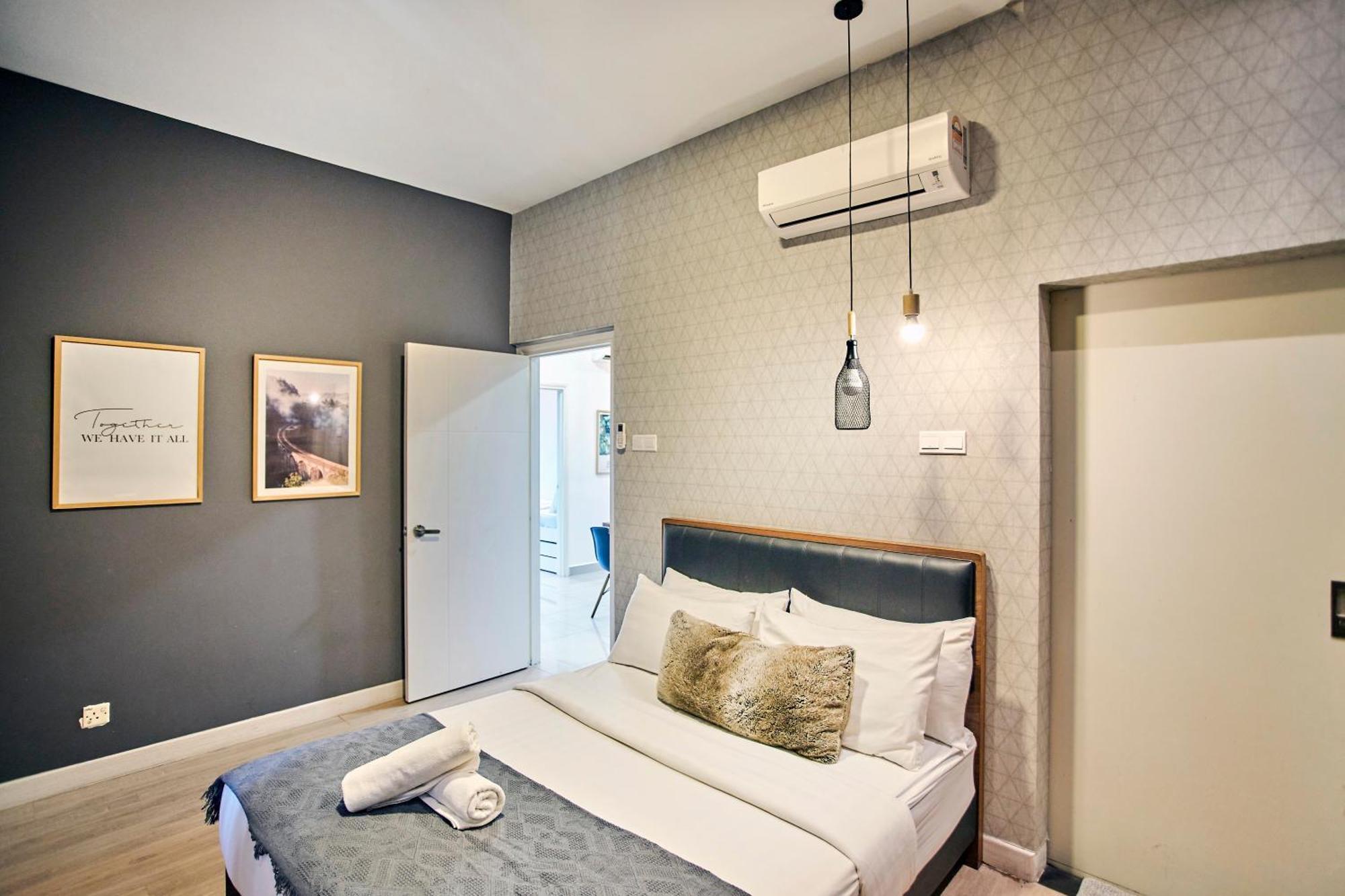 Arte Plus Klcc Designer Suites By Cobnb 쿠알라룸푸르 외부 사진